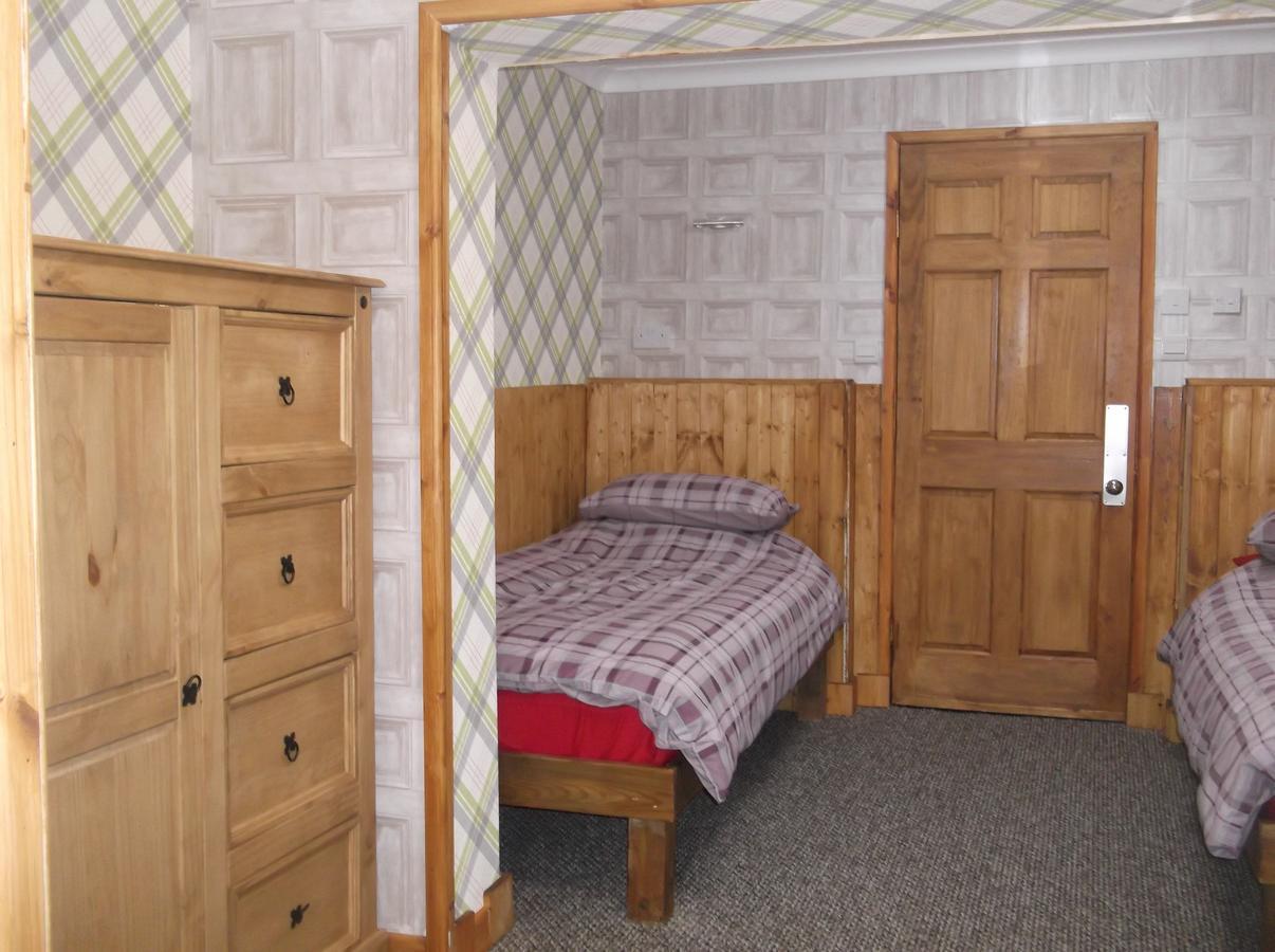 דרמנדרוכיט The Steading Highland Glen Lodge מראה חיצוני תמונה