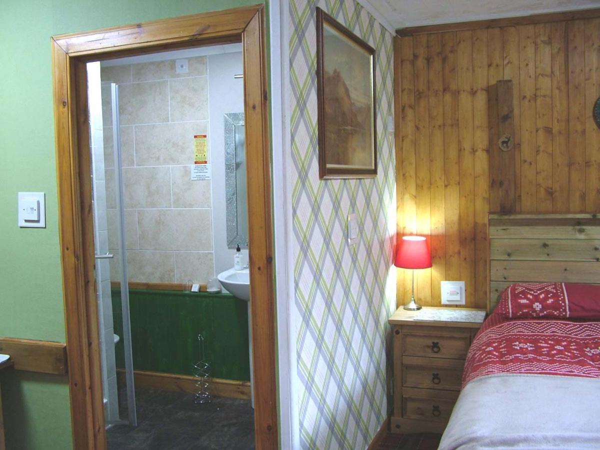 דרמנדרוכיט The Steading Highland Glen Lodge מראה חיצוני תמונה